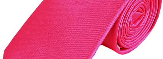 Miglior cravatta rossa camicia bianca